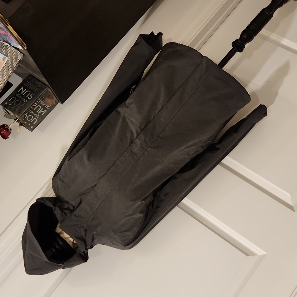 Lightweight Heather gray The north face rain jacket size XL.